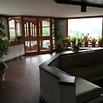 Giomein Sulle Piste , Cir 1257 *